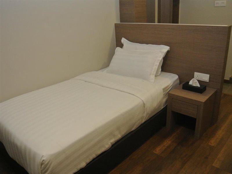 Riverside Boutique Hotel Kuantan Kültér fotó