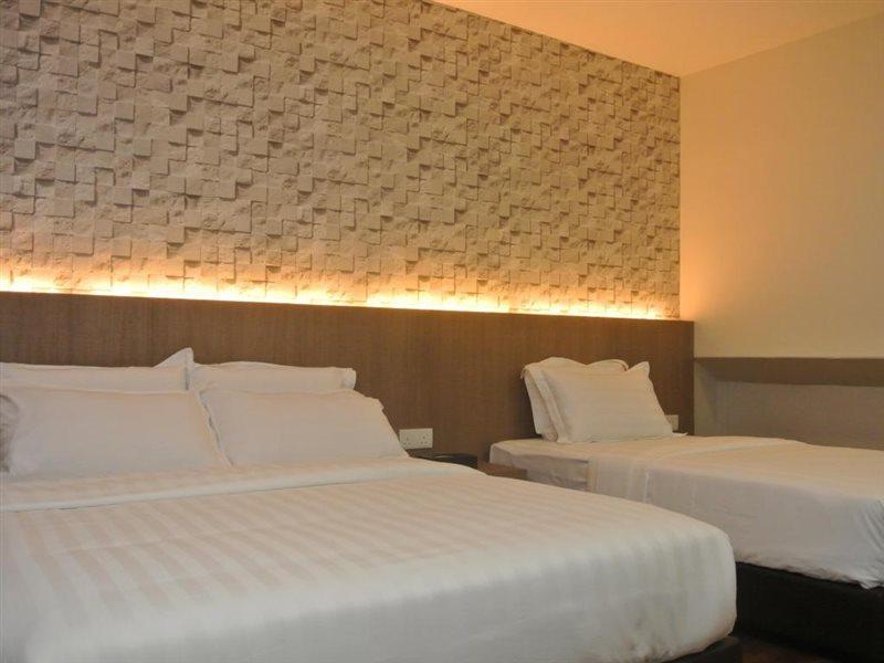 Riverside Boutique Hotel Kuantan Kültér fotó