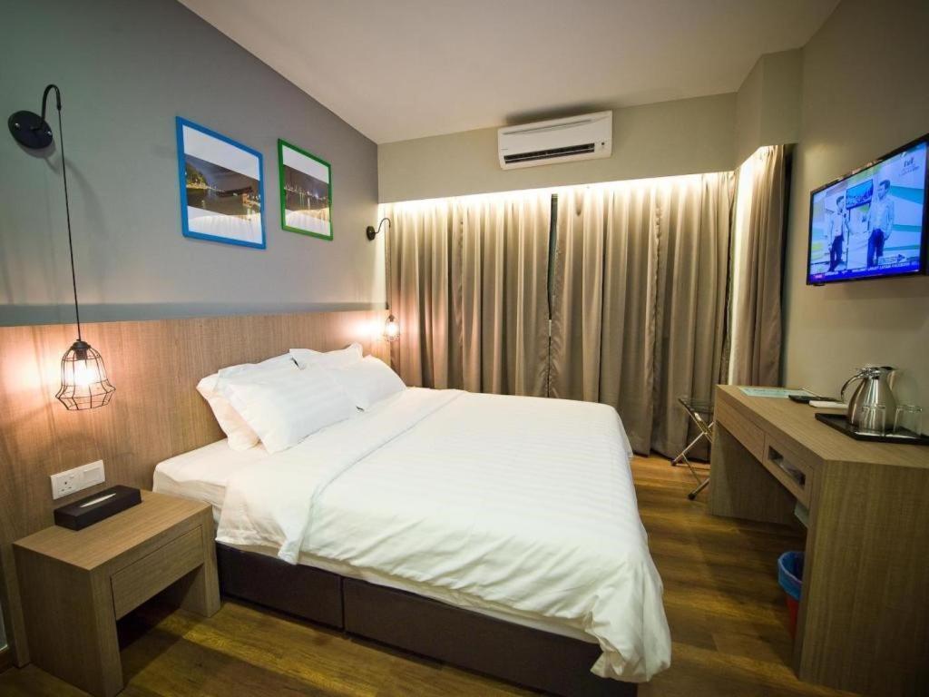 Riverside Boutique Hotel Kuantan Kültér fotó